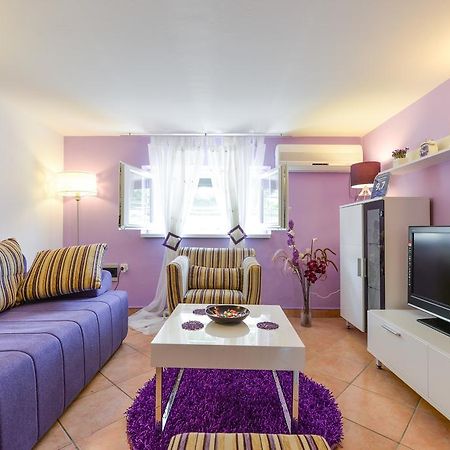Apartment Mirana With Garden And Free Parking Zadar Kamer foto