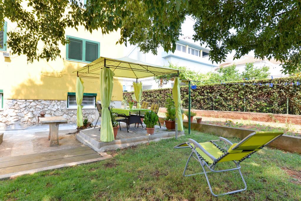 Apartment Mirana With Garden And Free Parking Zadar Kamer foto