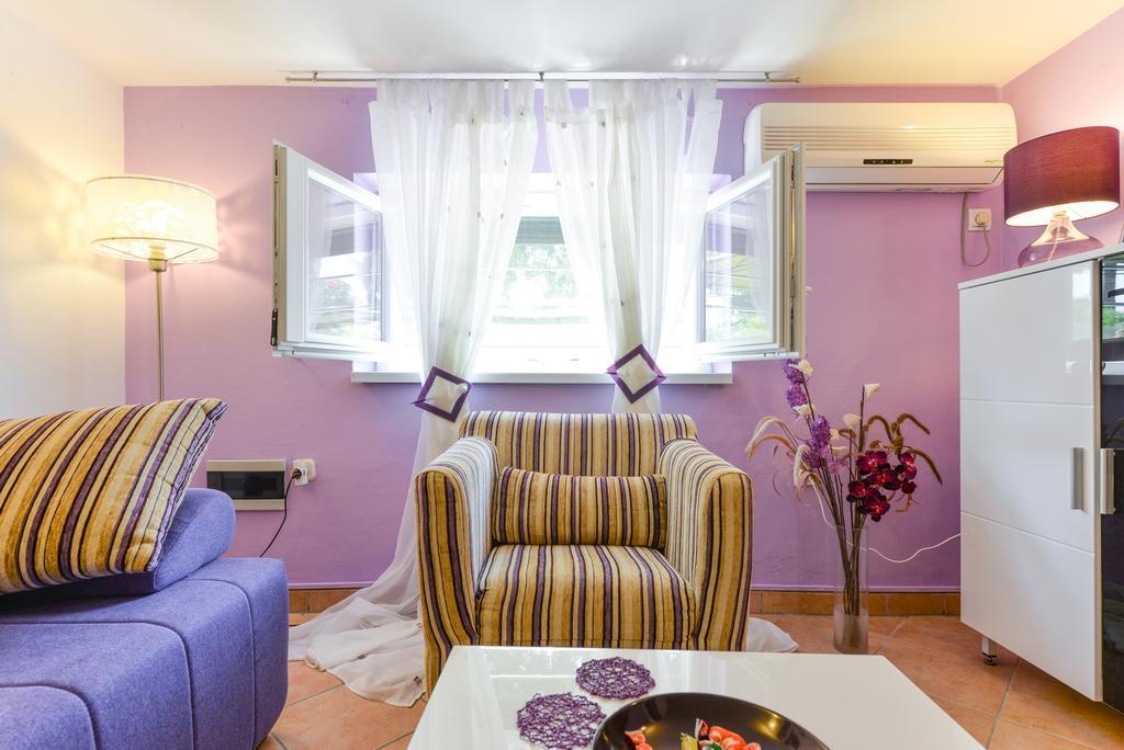 Apartment Mirana With Garden And Free Parking Zadar Kamer foto