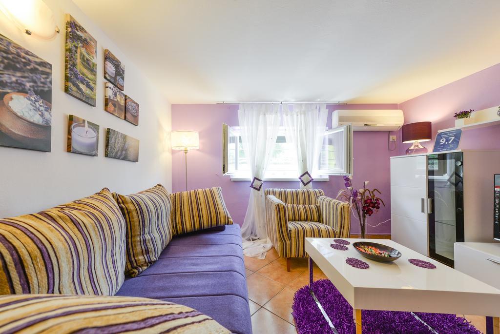 Apartment Mirana With Garden And Free Parking Zadar Kamer foto